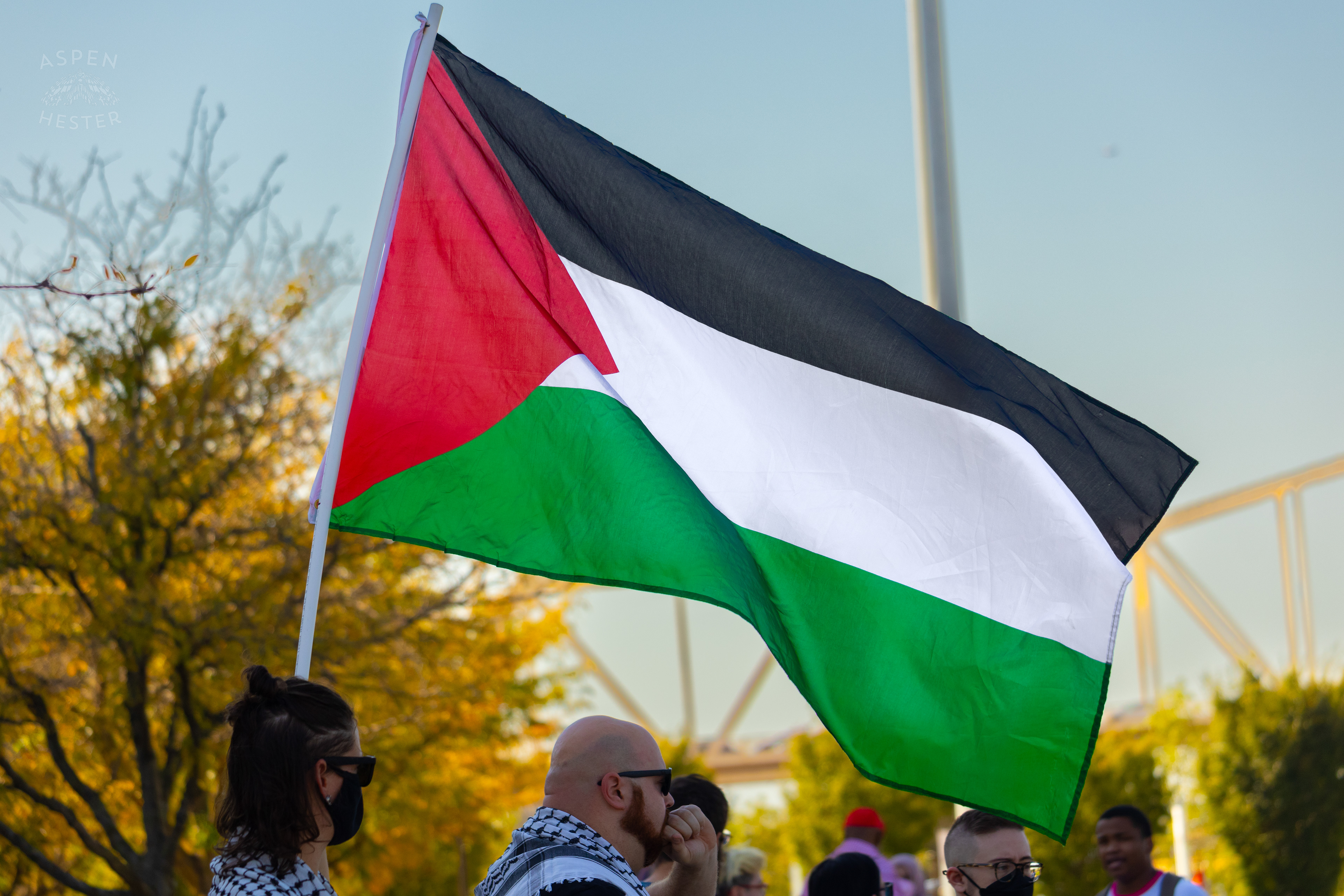 Palestinian Flag Flies During Lousiville’s One Year of Gaza Genocide Rally. October 5th, 2024/Aspen Hester 