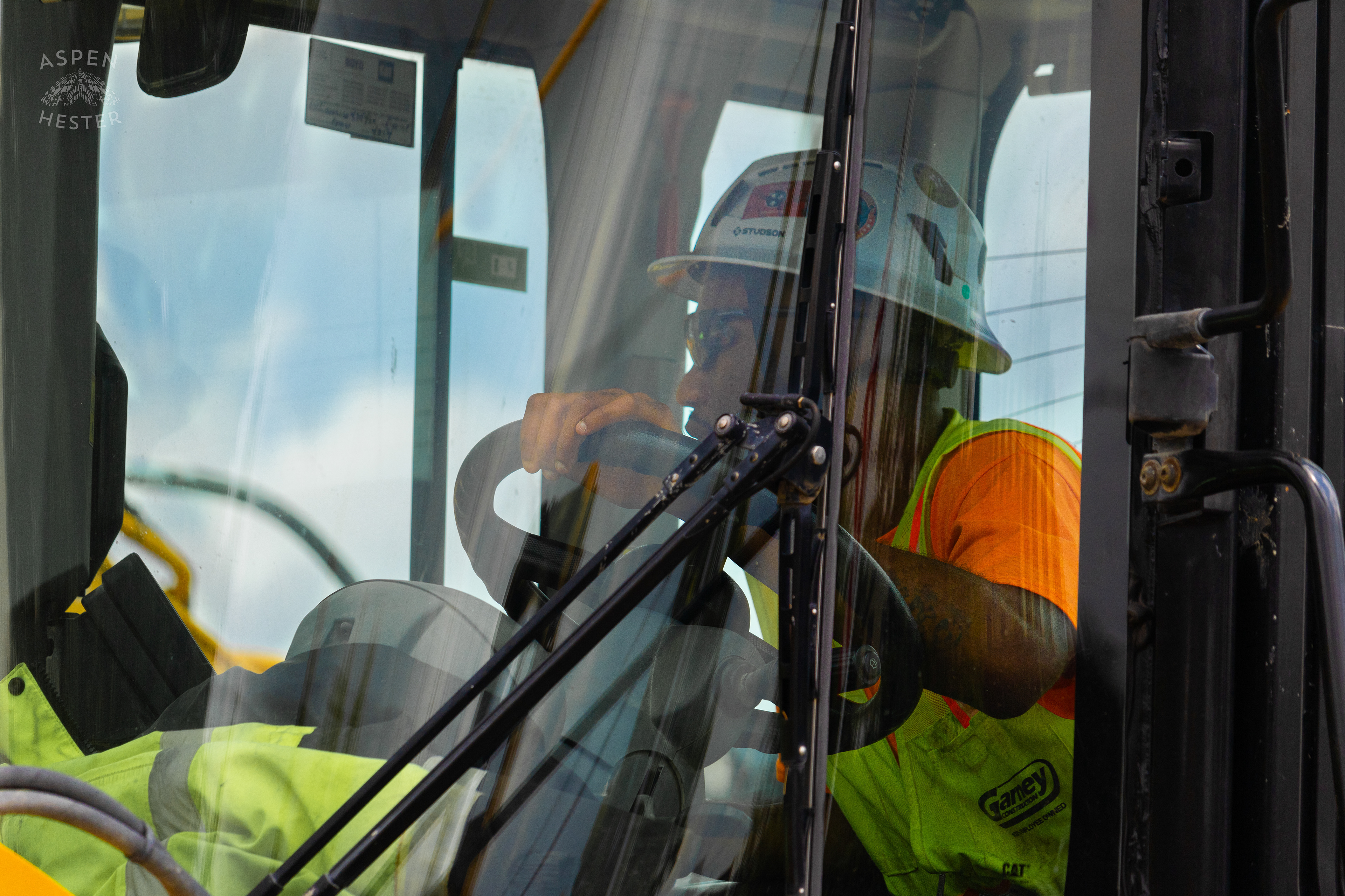 Louisville Water Company Working to Rehabilitate 130 Year Old Park Hill Water Main. July 31st, 2024/Aspen Hester