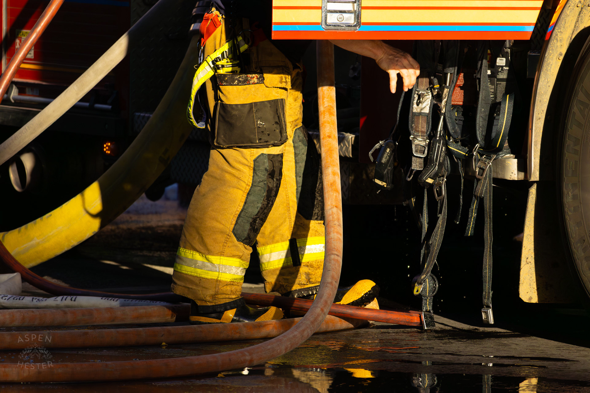 Louisville Firefighter Battling Flames on The Corner of 2nd and Oak Street. June 7th, 2024/Aspen Hester