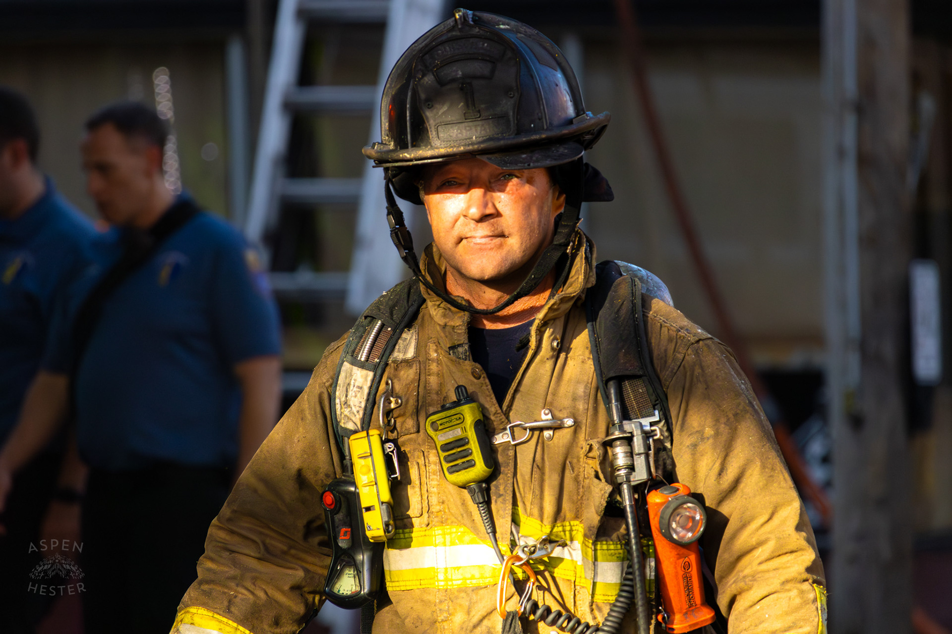 Louisville Firefighter Battling Flames on The Corner of 2nd and Oak Street. June 7th, 2024/Aspen Hester