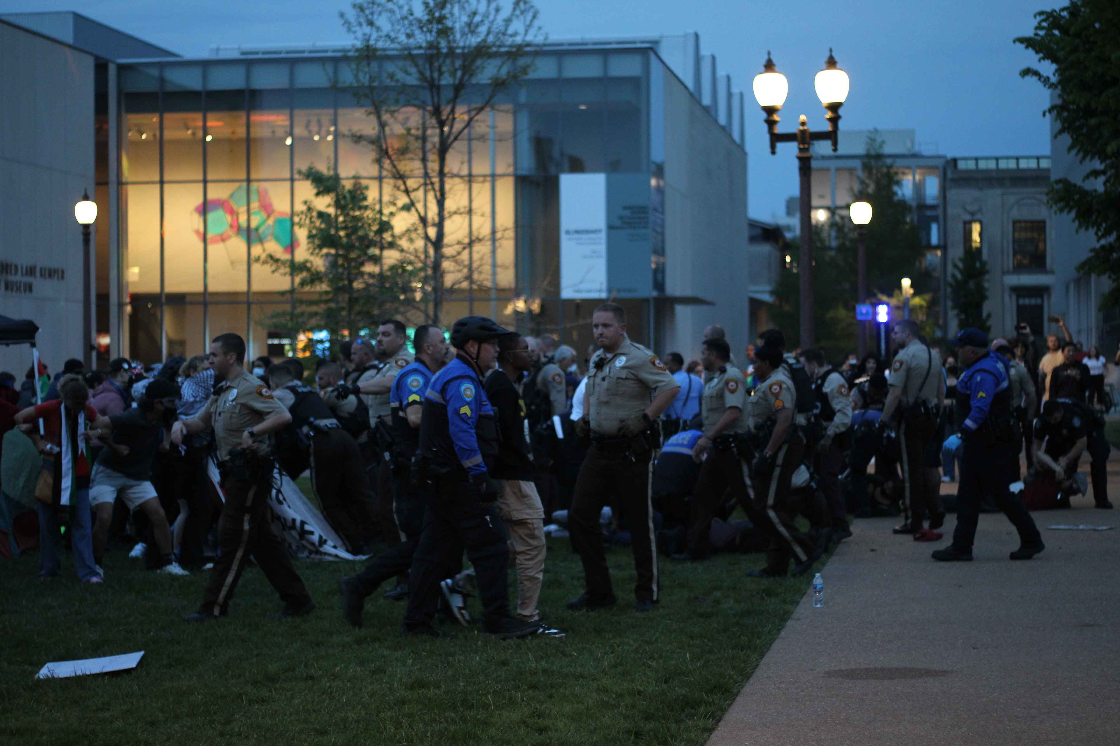 Over 100 arrests made during police crackdown on pro-Palestine encampment (WashU Student Life)