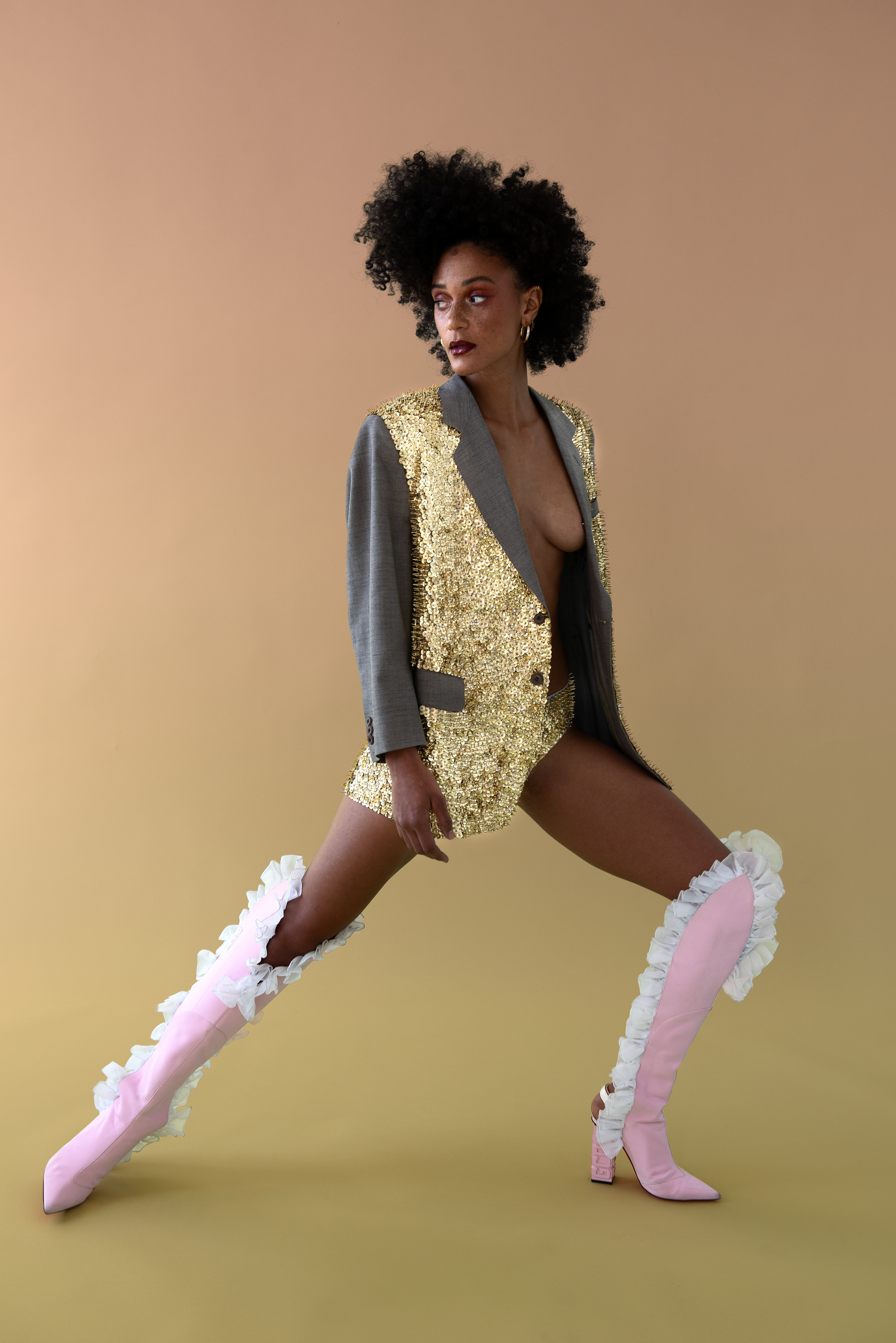 Off The Rails Magazine Print Issue 18. Creative Director & Photographer: Tanner K Williams. Model: Lauren Johnson. Stylist: José Dao. Makeup Artist: Andrea Martin. Hairstylist: Lana Hunter. Coordinator: Adam Lee. Stylist Assistant: Mayra Estrada.