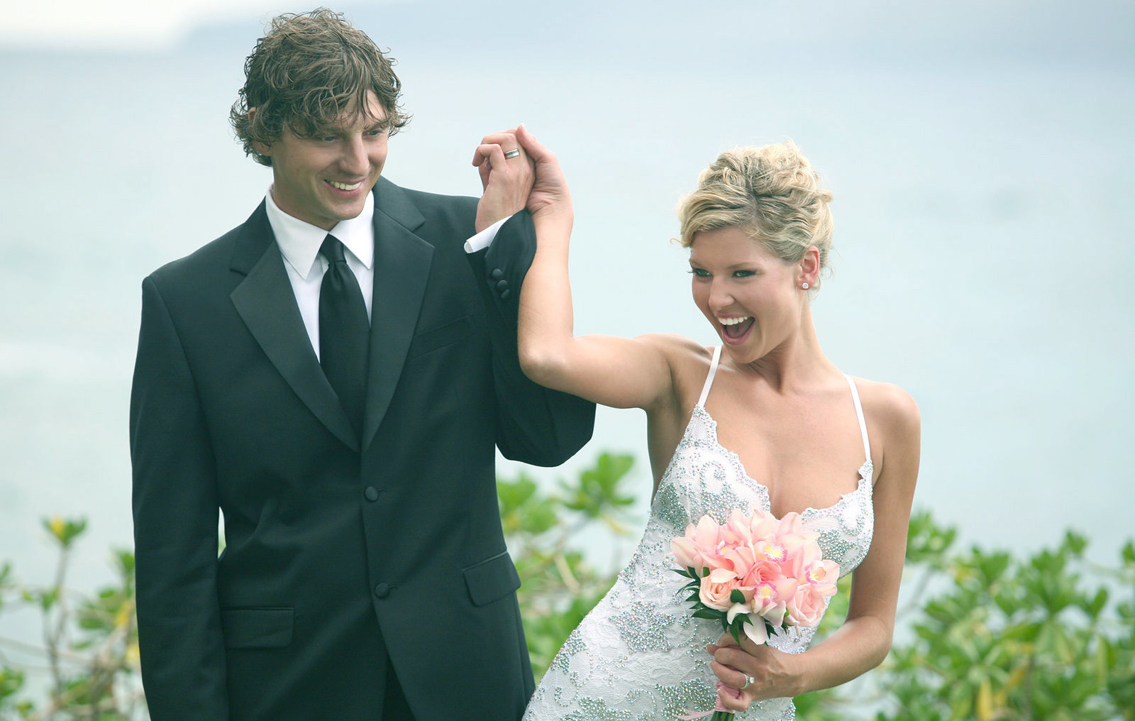 OAHU FAMILY PHOTOGRAPHERS FOR BEAUTIFUL NATURAL SCENERY