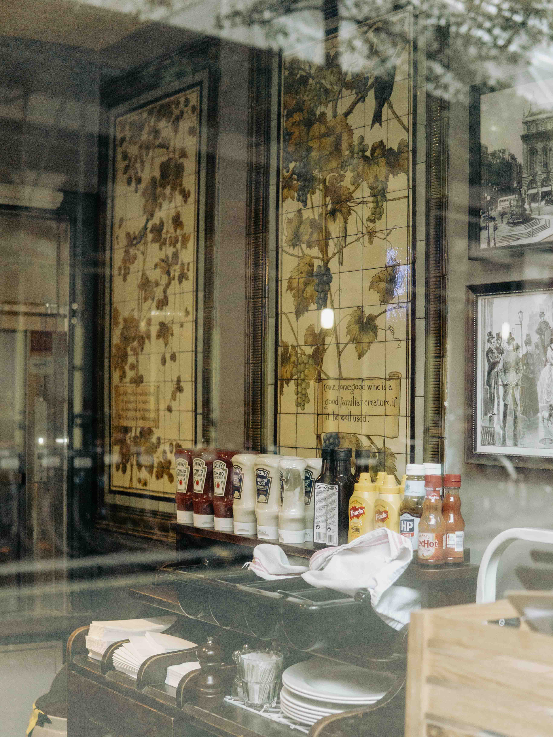 太多了27, Photography, 2025, 80 x 60 cm