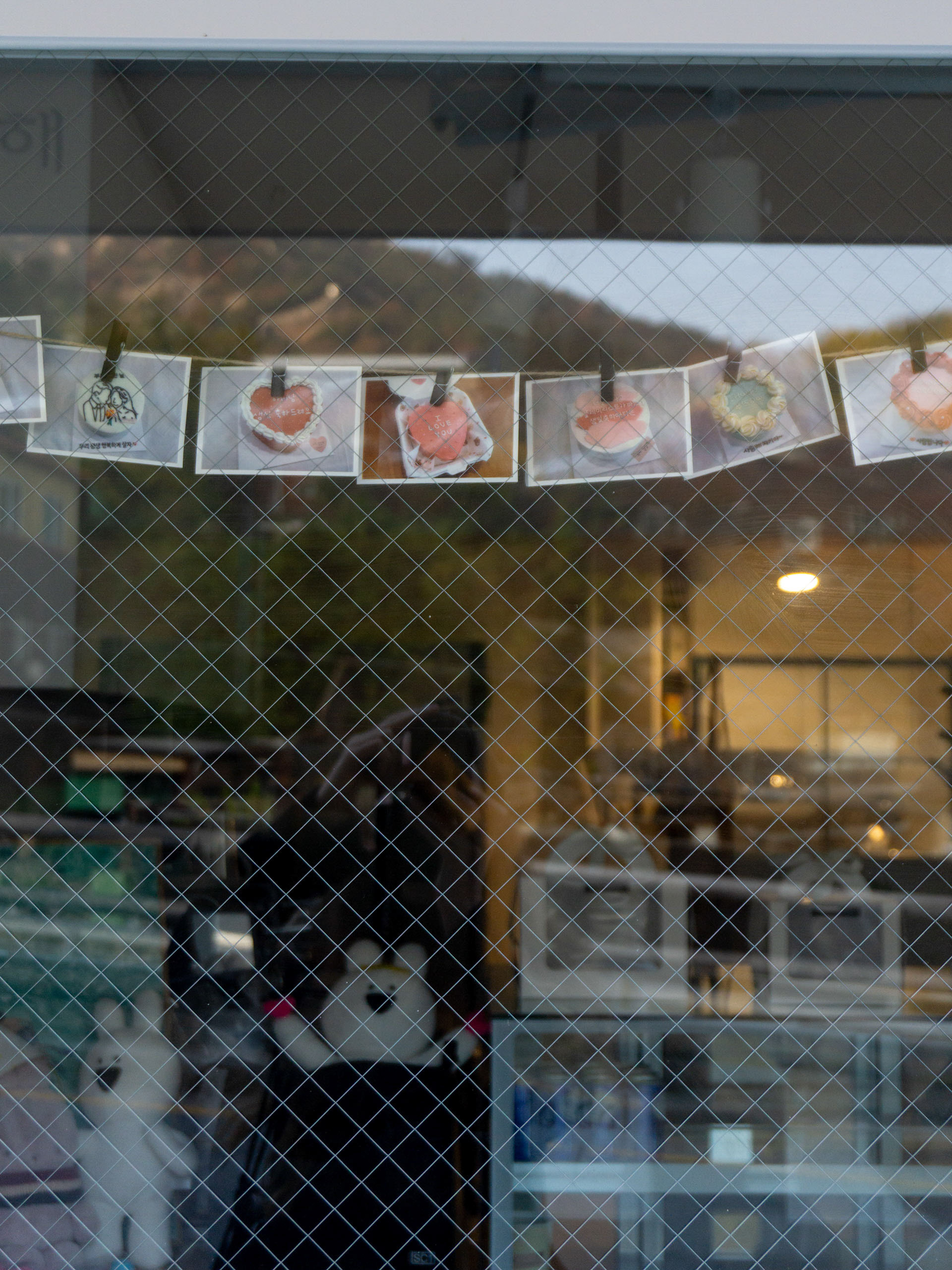 太多了5, Photography, 2025, 80 x 60 cm