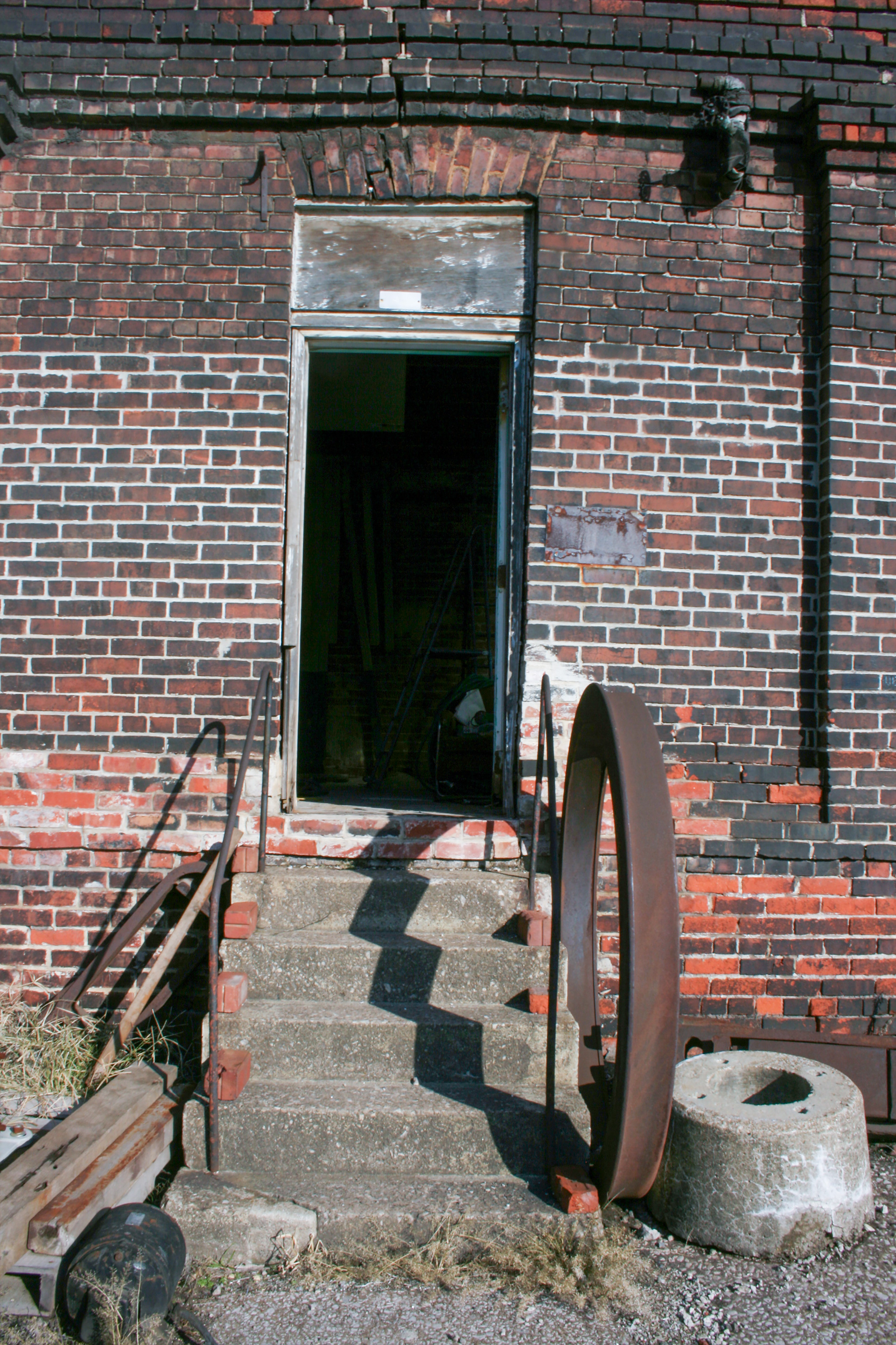 Cece Mergenhagen, Chagrin Falls High School, Grade 12, Doorway, Photography, Educator: Dawn Serazin, Honorable Mention