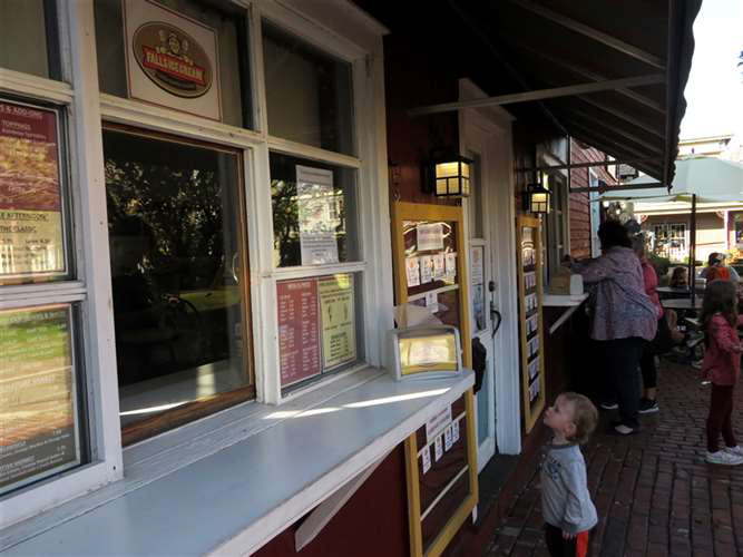 McKeely Kemock, Laurel School, Grade 10, Ice Cream, Please, Photography, Educator: Lori Kella, Honorable Mention