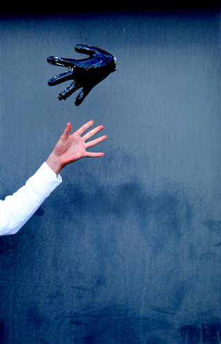 JulianGuirguis,University School - Hunting Valley Campus,11th,Touching Hands,Photography,MichaelStarinsky, Gold Key