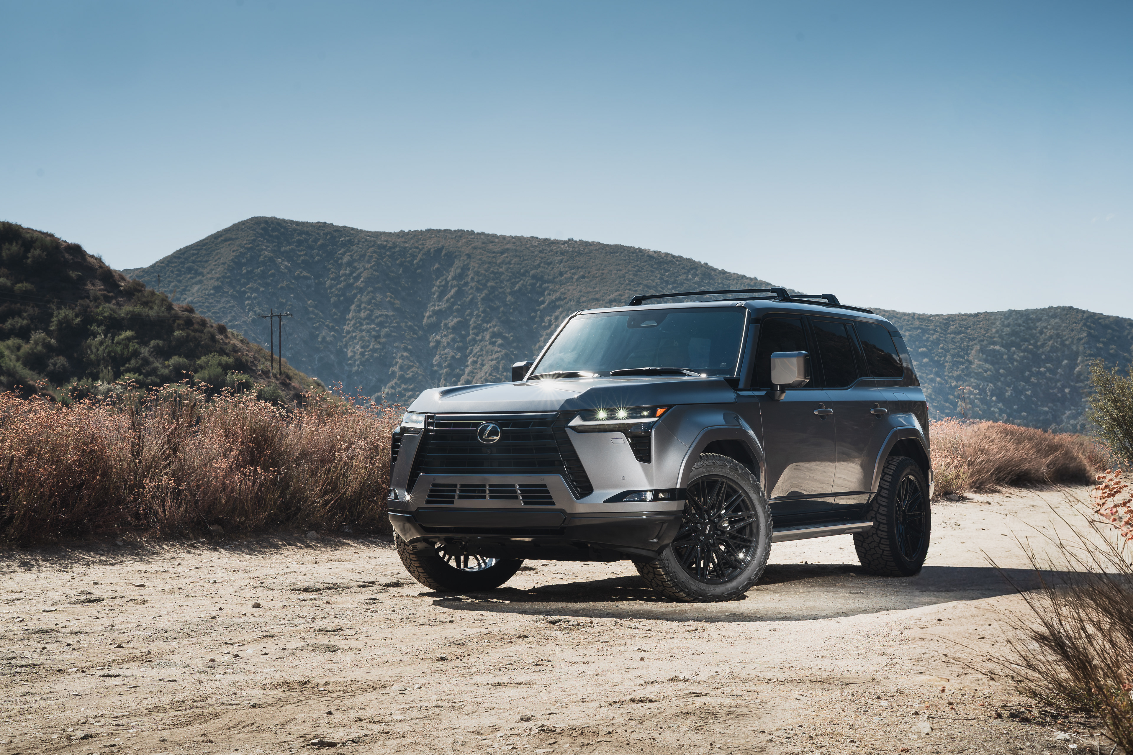 Yokohama Tire - Lexus GX550