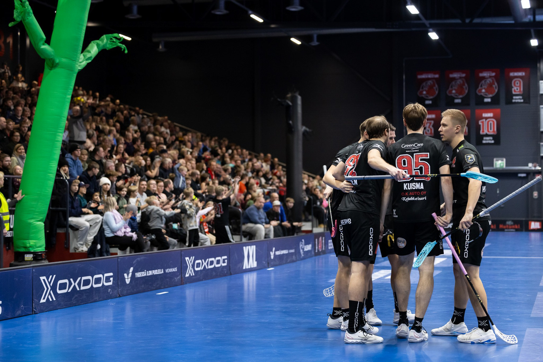 Happee - Lasb, 28.12.2024 Hirviareena - Urheilukuvaaja Iina Kautto