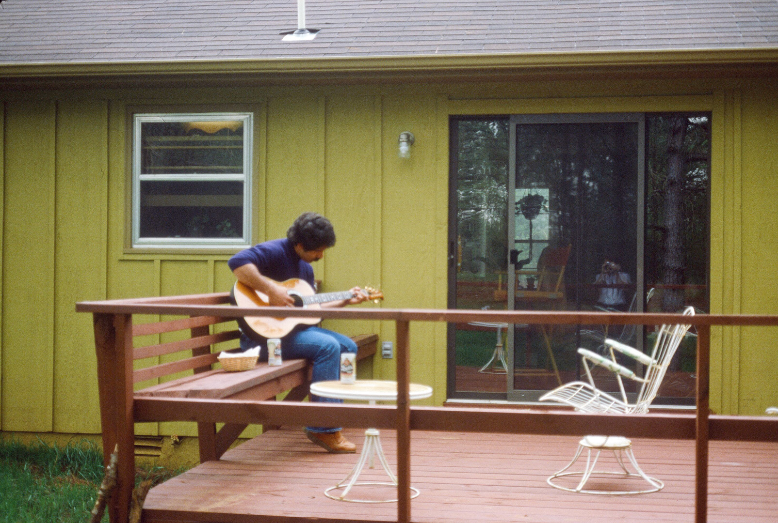 Rich playing Bill's guitar - Huntsville