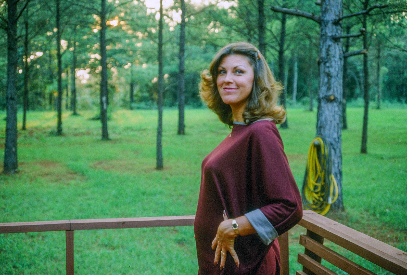 Patti pregnant with Lindsey