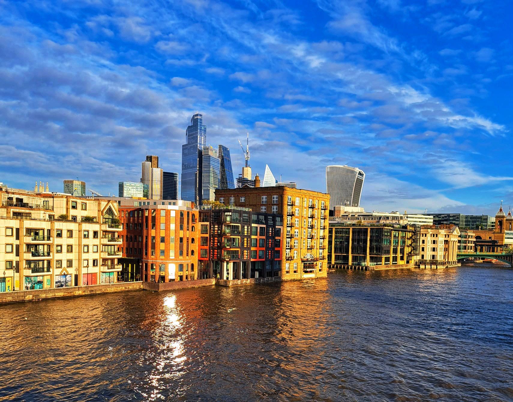 London Bathes © - Pattie Allen