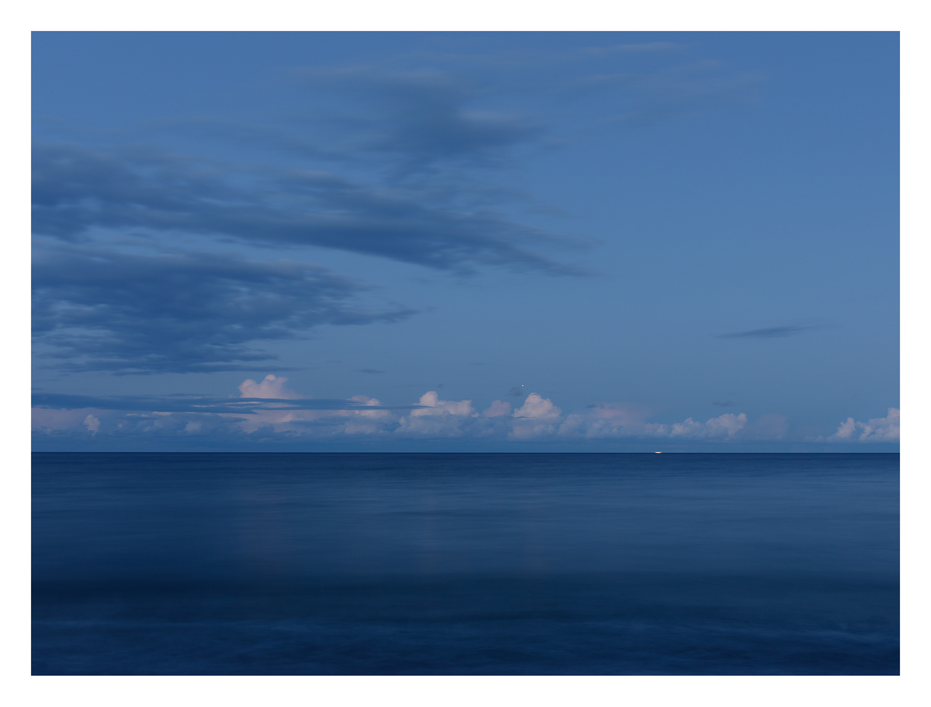 Sea light! Pictures of the sky and the sea