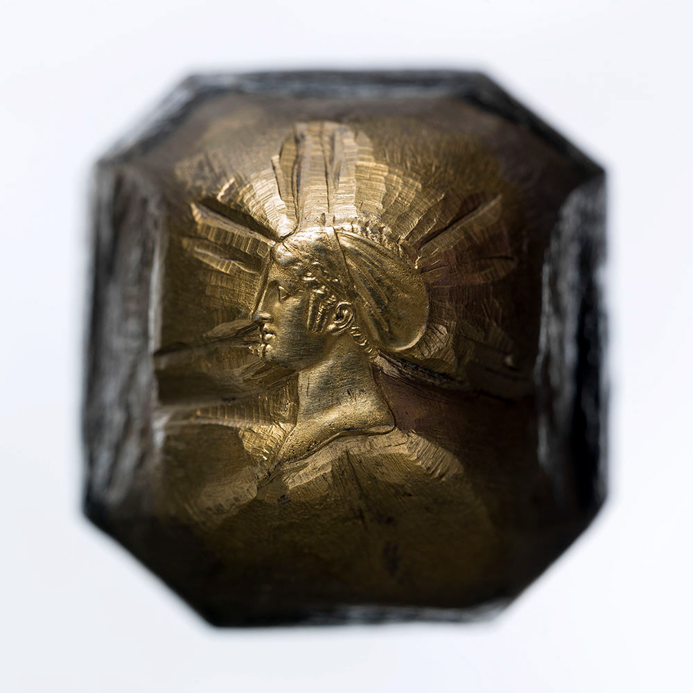 Dupré, Augustin ou Auguste (Graveur en médailles). Poinçon : Liberté (Titre factice). (Acier). vers 1790-1800. Paris, musée Carnavalet. © Julien Vidal / Roger-Viollet