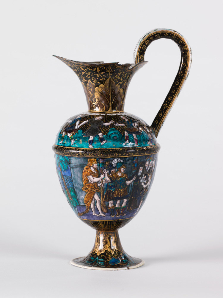 Court, Jean, dit Maître I.C.. d'après Boyvin, René. Limoges. "Aiguière Scènes de l'Histoire de Jason et de la Toison d'or : Jason et les Argonautes débarquent chez le roi Phinée". Cuivre émaillé, émaux peints polychromes sur fond bleu et noir, paillons d'argent, rehauts d'or. entre 1590 et 1610 (modèle 1563). Musée des Beaux-Arts de la Ville de Paris, Petit Palais. © Julien vidal / Roger-Viollet