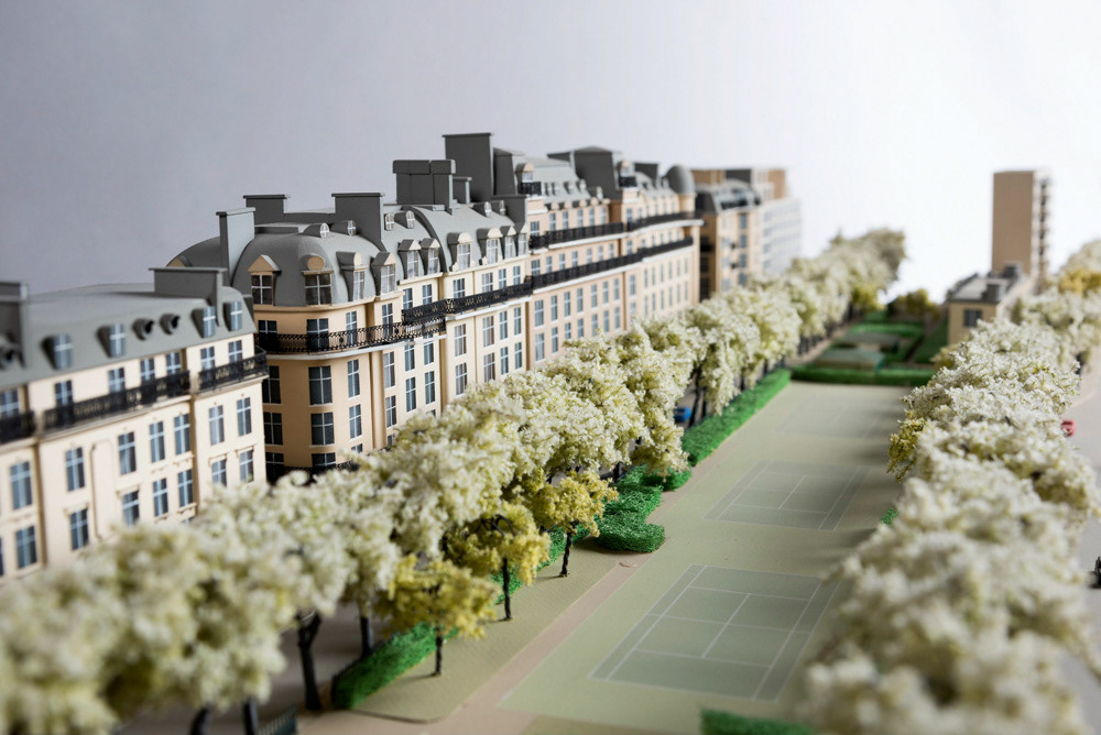 Ville de Paris. Boulevard Flandrin et couverture des voies ferrées de la petite ceinture. Vers 1990. Paris, musée Carnavalet. © Julien vidal / Roger-Viollet