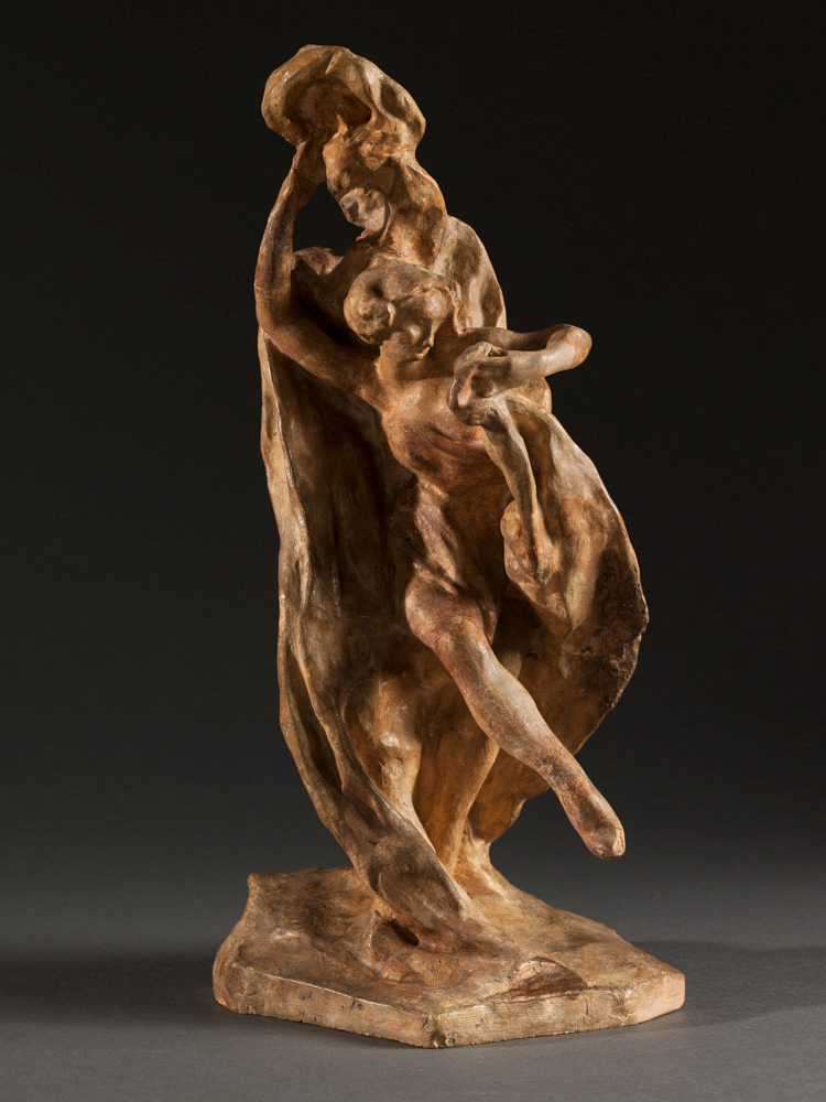 Dejean, Louis. "Danseuse au voile". Plâtre patiné. 1900. Musée des Beaux-Arts de la Ville de Paris, Petit Palais.  © Julien vidal / Roger-Viollet