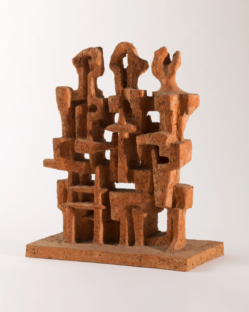 LE RUYET Lucien. "La rencontre". Terre cuite. vers 1966. Paris, musée d'Art moderne.  © Julien vidal / Roger-Viollet