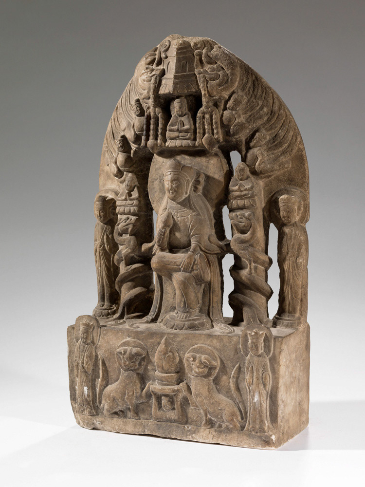 "Stèle". Pierre. Paris, musée Cernuschi. © Julien vidal / Roger-Viollet