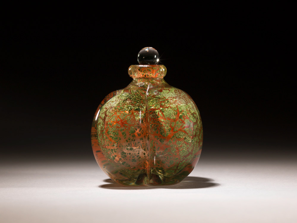 MARINOT Maurice. "Flacon boule". Verre. 1934. Paris, musée d'Art moderne. © Julien vidal / Roger-Viollet