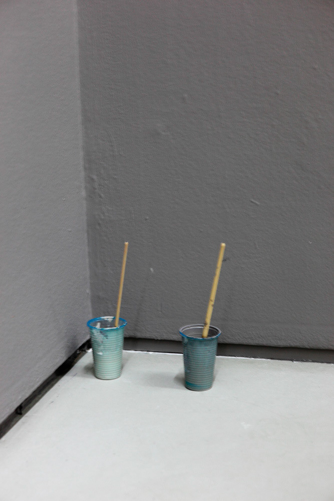 Accrochage de l'exposition "Laure Albin Guillot (1879-1962), l'enjeu classique" au Jeu de Paume. Paris, 18 février 2013.  © Julien Vidal / Parisienne de Photo / Roger-Viollet