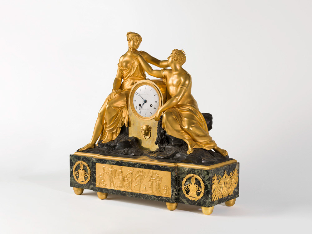 Ravrio, Antoine - André (bronzier) / Mesnil (horloger). "L'Hyménée". Bronze doré et marbre vert. avant 1806. Musée des Beaux-Arts de la Ville de Paris, Petit Palais. © Julien vidal / Roger-Viollet