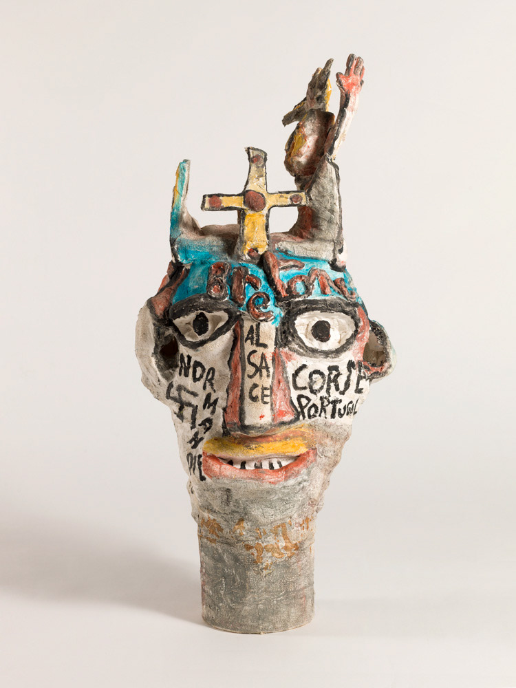 Jaber (Al-Mahjoub Jaber, né en 1938). "Tête". Paris, fonds municipal d'art contemporain. © Julien vidal / Roger-Viollet