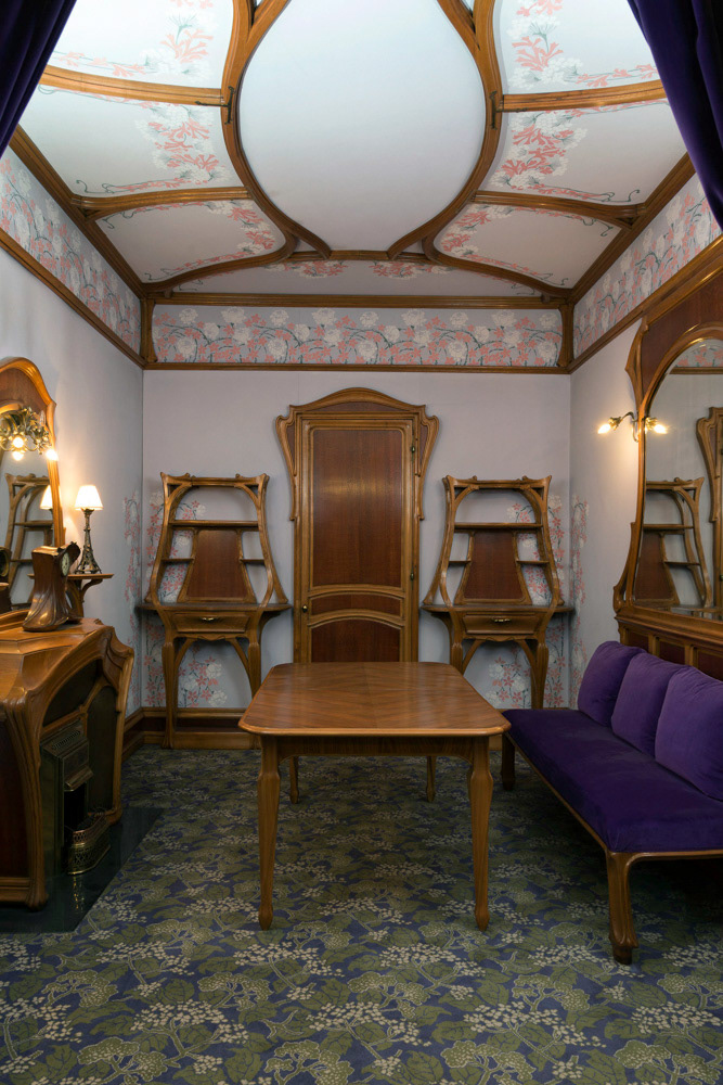 Henri Sauvage (1873-1932). Salon du "Café de Paris". 1899. Paris, musée Carnavalet. © Julien vidal / Roger-Viollet