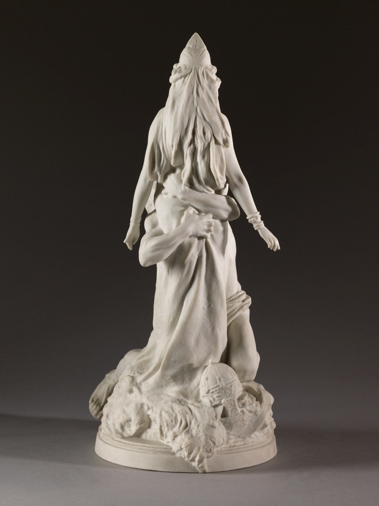 Théodore Louis Auguste Rivière (1857-1912), auteur du modèle."Salammbô chez Mâtho, Je t'aime ! Je t'aime", d'après "Salammbô", de Gustave Flaubert (1862). Biscuit (porcelaine) de la manufacture de Sèvres. 1904. Musée des Beaux-Arts de la Ville de Paris, Petit Palais. © Julien vidal / Roger-Viollet