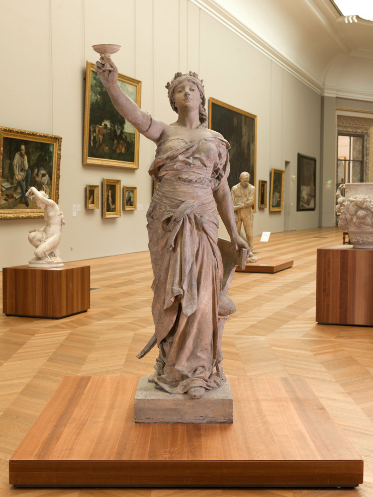 Idrac, Jean Antoine Marie. "Le Toast". Plâtre patiné. 1883. Musée des Beaux-Arts de la Ville de Paris, Petit Palais. © Julien vidal / Roger-Viollet
