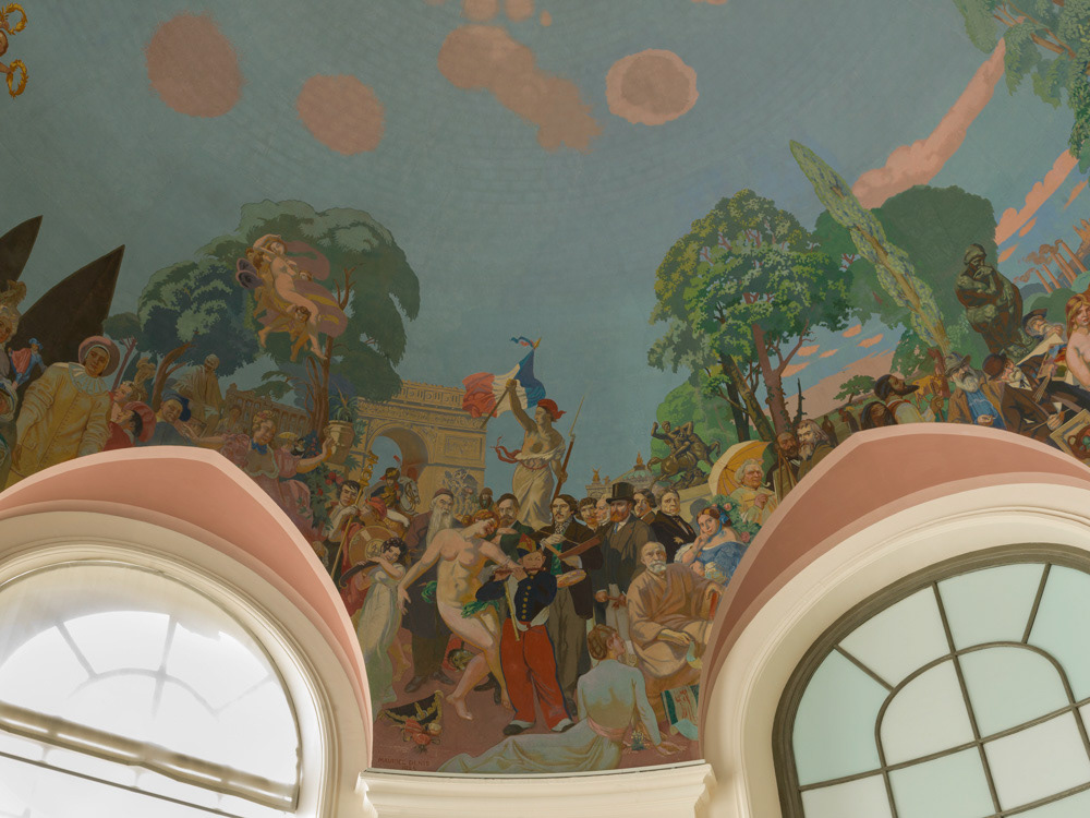 DENIS MAURICE. Histoire de l'art français, décor de l'escalier Dalou. 1925. Musée des Beaux-Arts de la Ville de Paris, Petit Palais. © Julien vidal / Roger-Viollet
