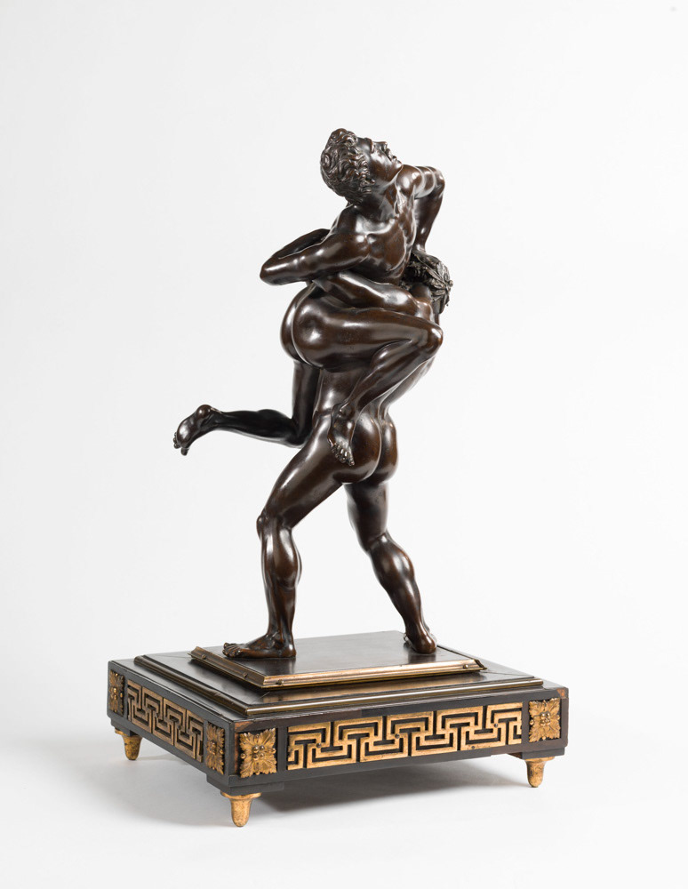 Anonyme. "Hercule et Antée d'après Jean de Bologne". Bronze. Musée des Beaux-Arts de la Ville de Paris, Petit Palais. © Julien vidal / Roger-Viollet