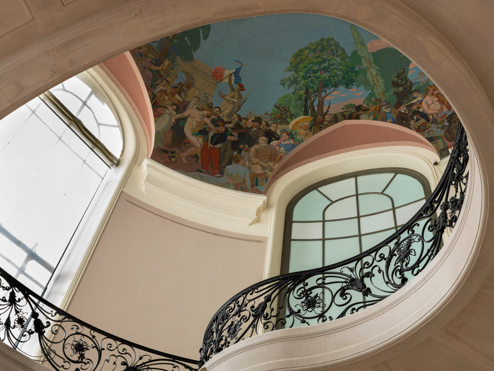 DENIS MAURICE. Histoire de l'art français, décor de l'escalier Dalou. 1925. Musée des Beaux-Arts de la Ville de Paris, Petit Palais. © Julien vidal / Roger-Viollet