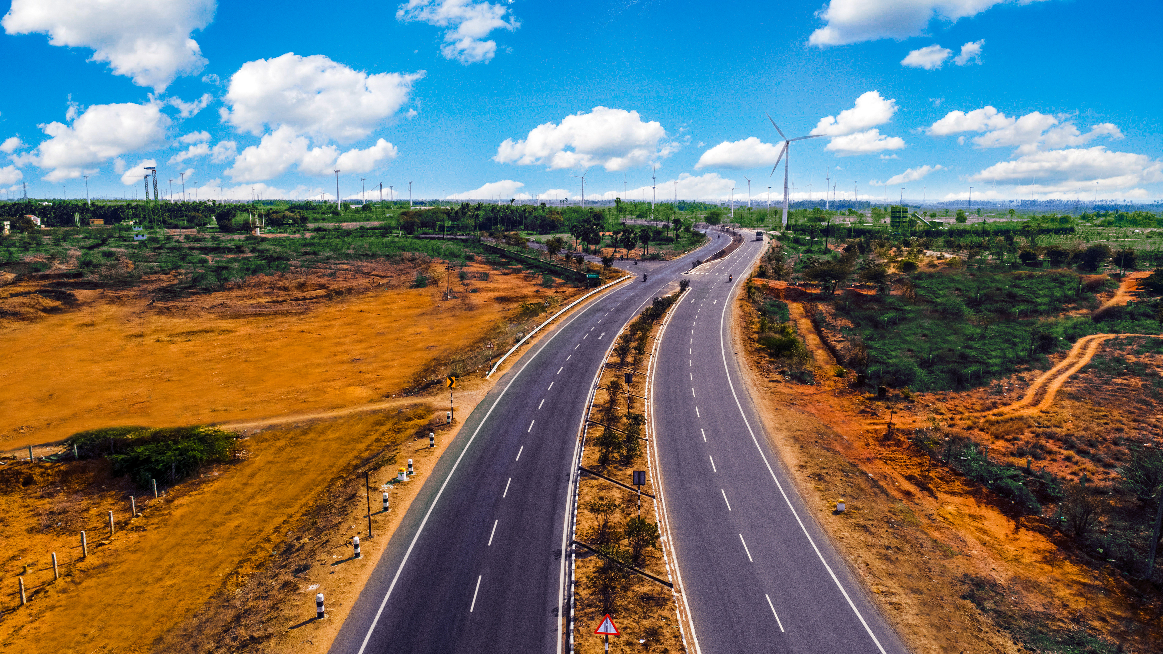 Muppandal Windfarms, Aralvaimozhi, Kanyakumari (National Highway 44)