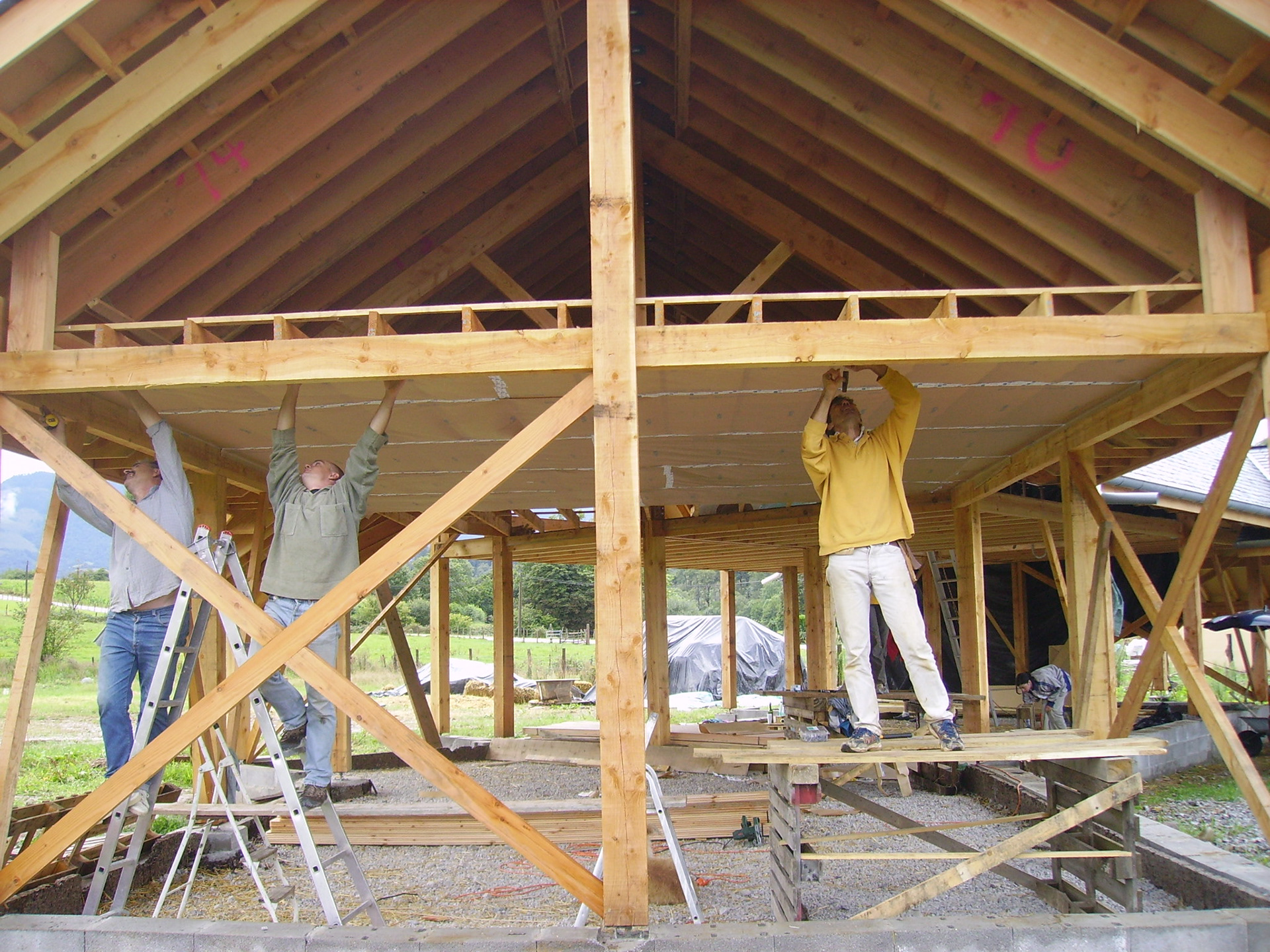 Pose des pare-vapeur en sous face du plafond