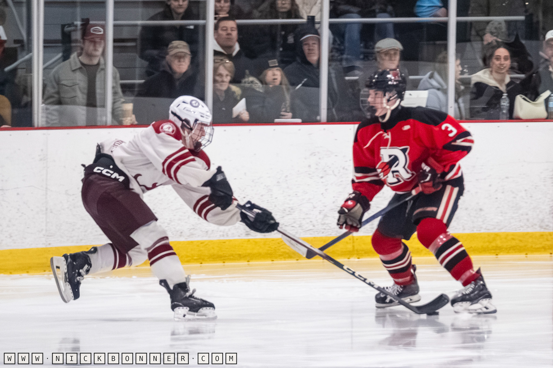 Arlington Defeats Reading 4-0