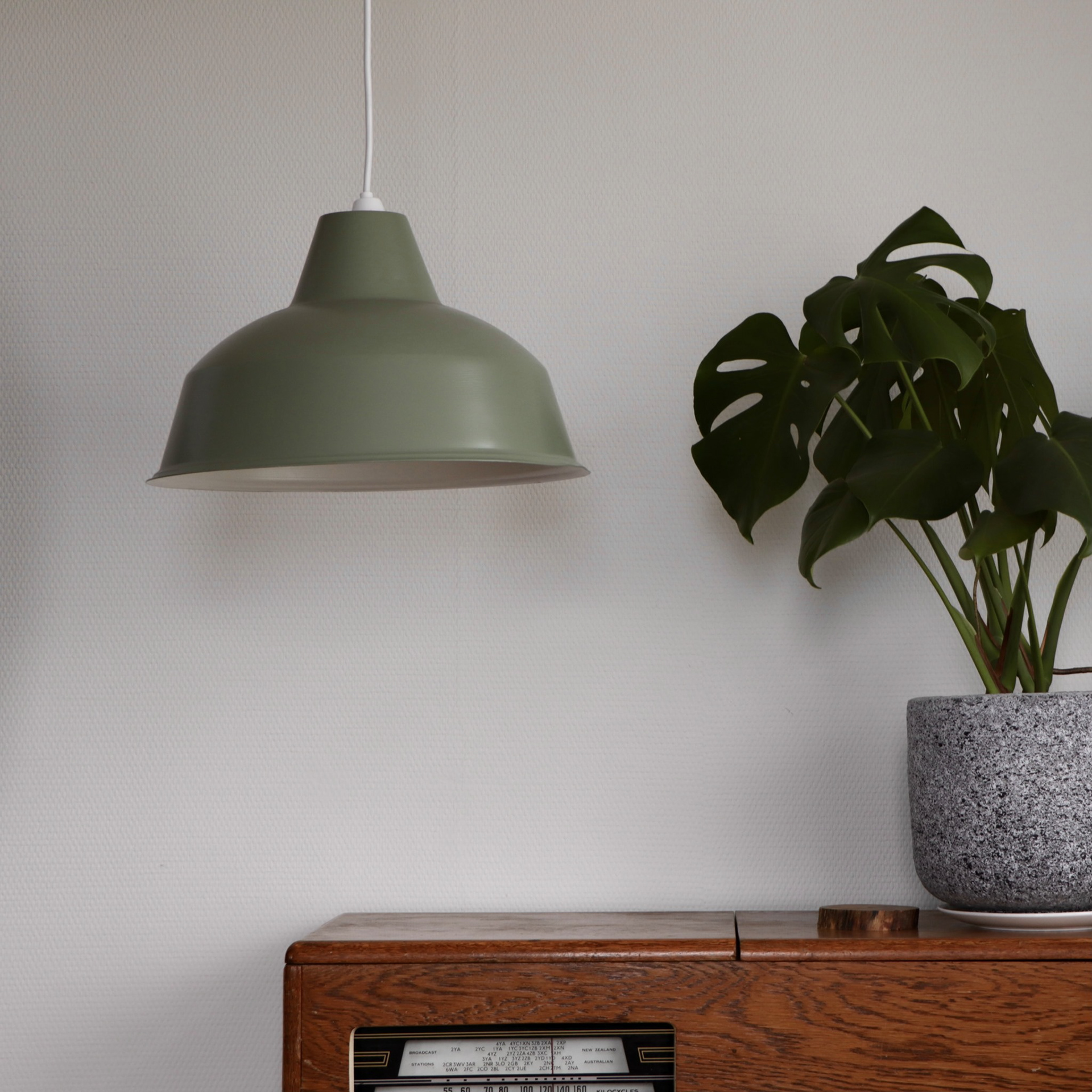 Reconditioned vintage light shade
