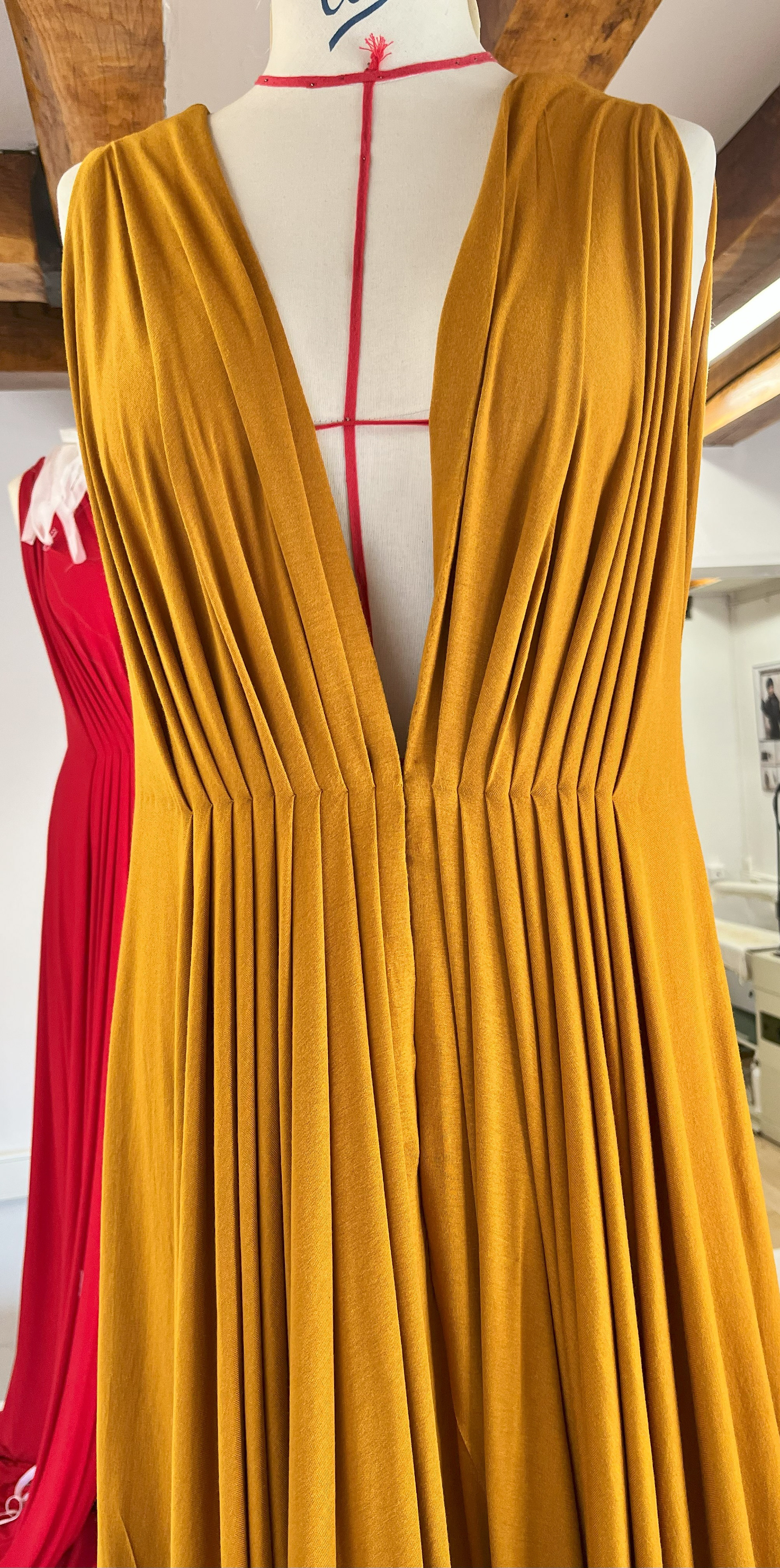 Main Waist Pleats