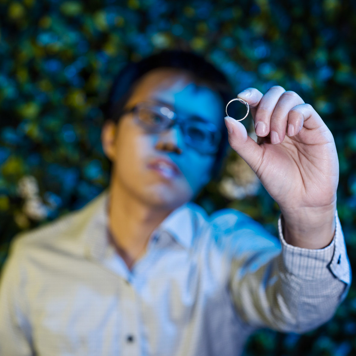 The project is a series of images documenting the atmosphere of Mid-autumn festival, an annual tradition of Vietnamese and Asian people to celebrate a bountiful harvest season.