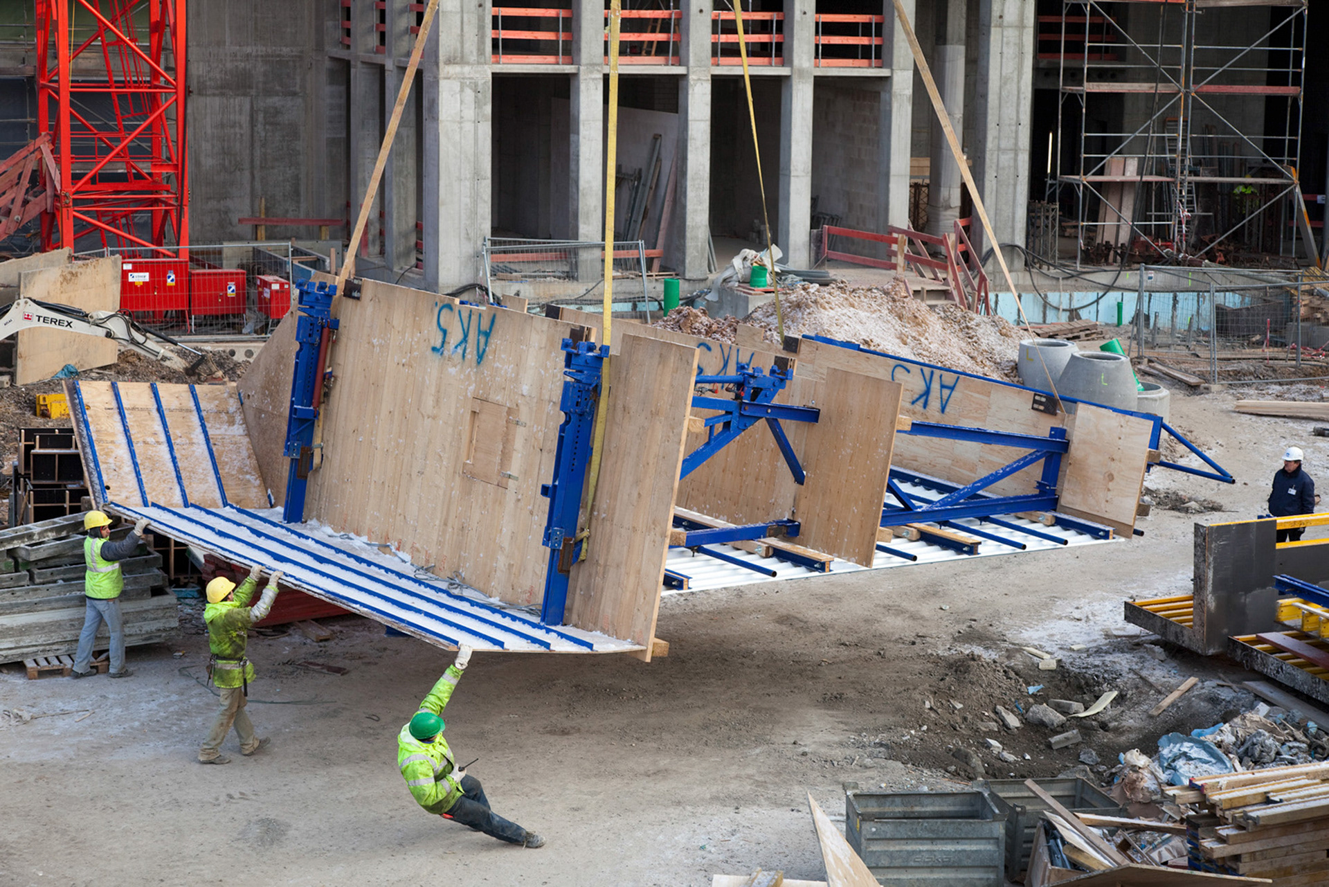 Fotodokumentation vom Bau des Tower 185 für CA Immo