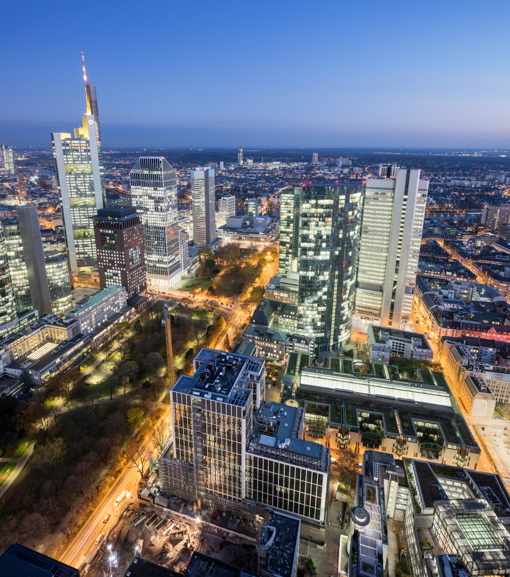 Fotodokumentation vom Bau des Hochhauses Taunusanlage 8 in Frankfurt am Main für Credit Suisse