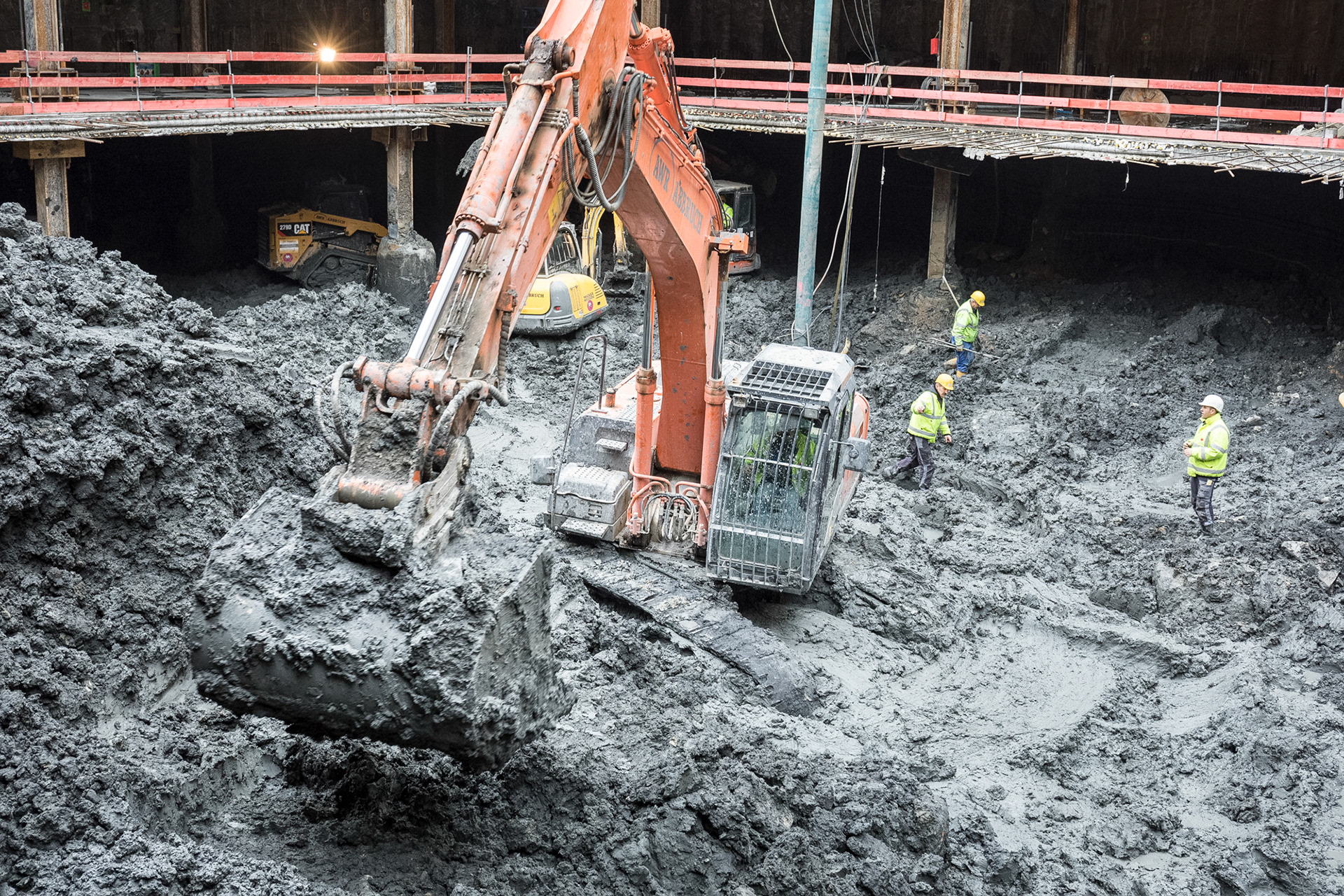 Fotodokumentation vom Bau des OmniTurms für Tishman Speyer