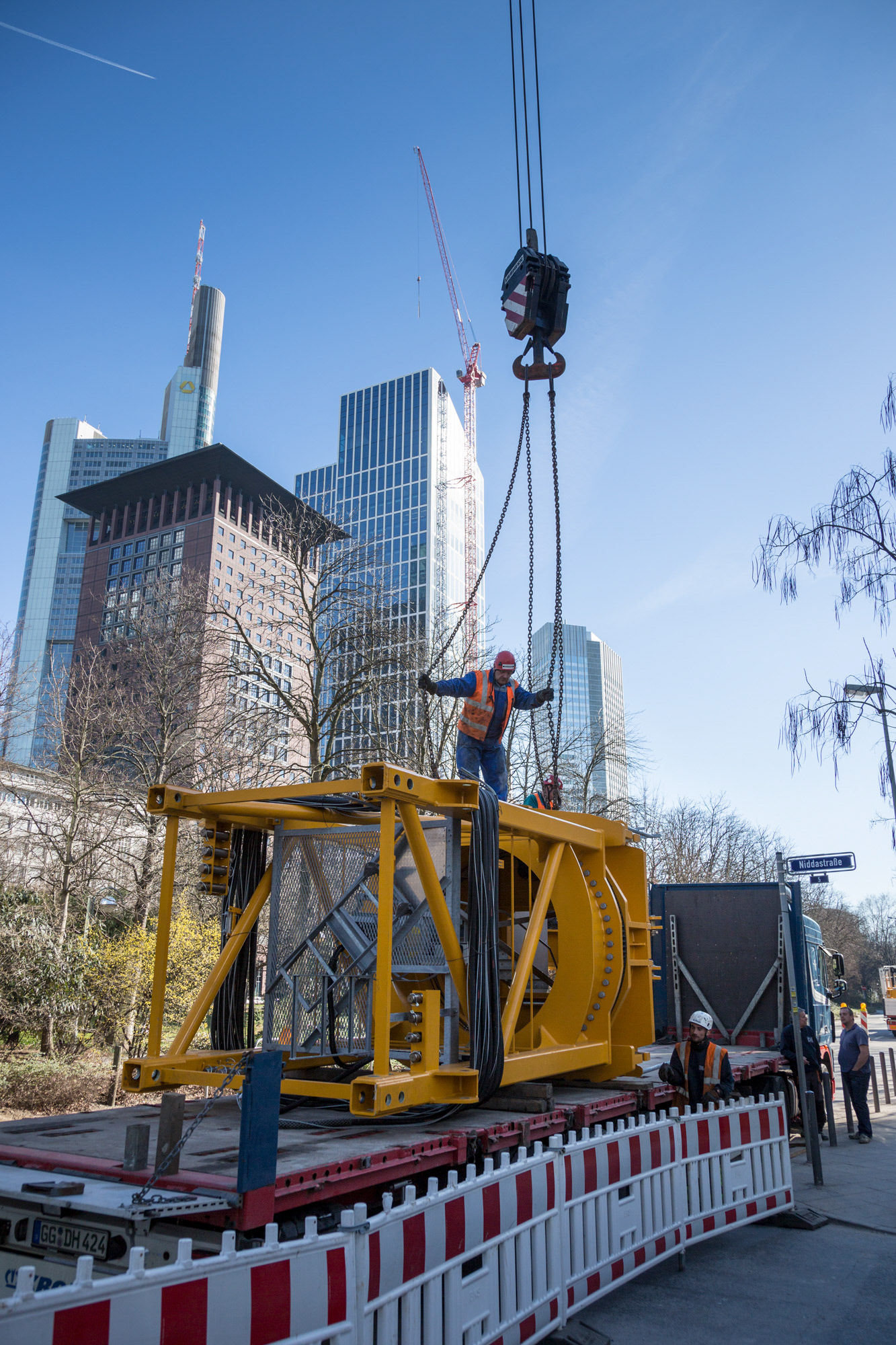 Fotodokumentation vom Bau des Hochhauses Taunusanlage 8 in Frankfurt am Main für Credit Suisse