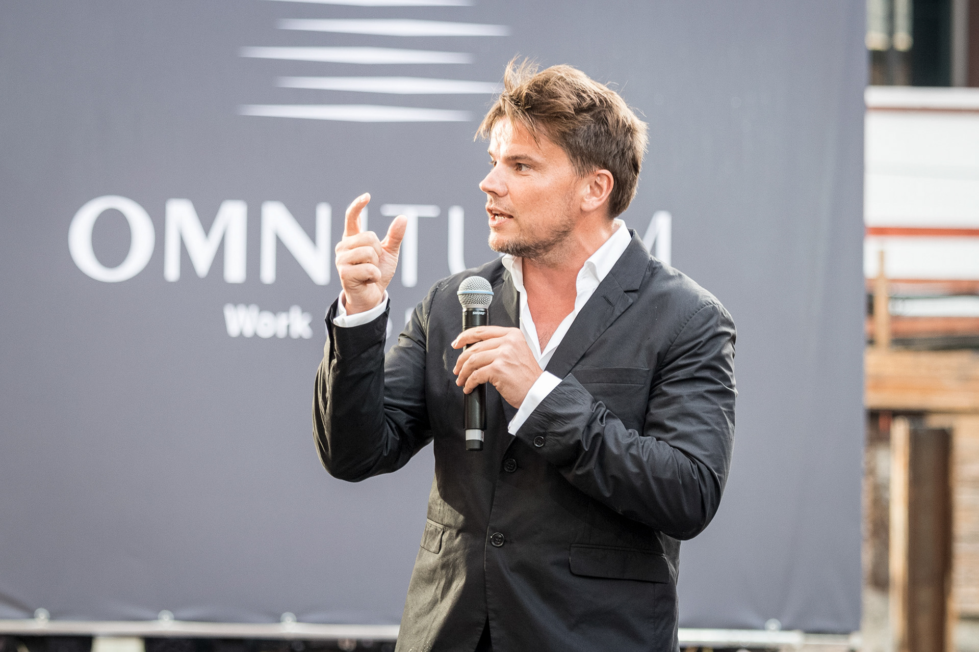 Fotodokumentation vom Bau des OmniTurms für Tishman Speyer