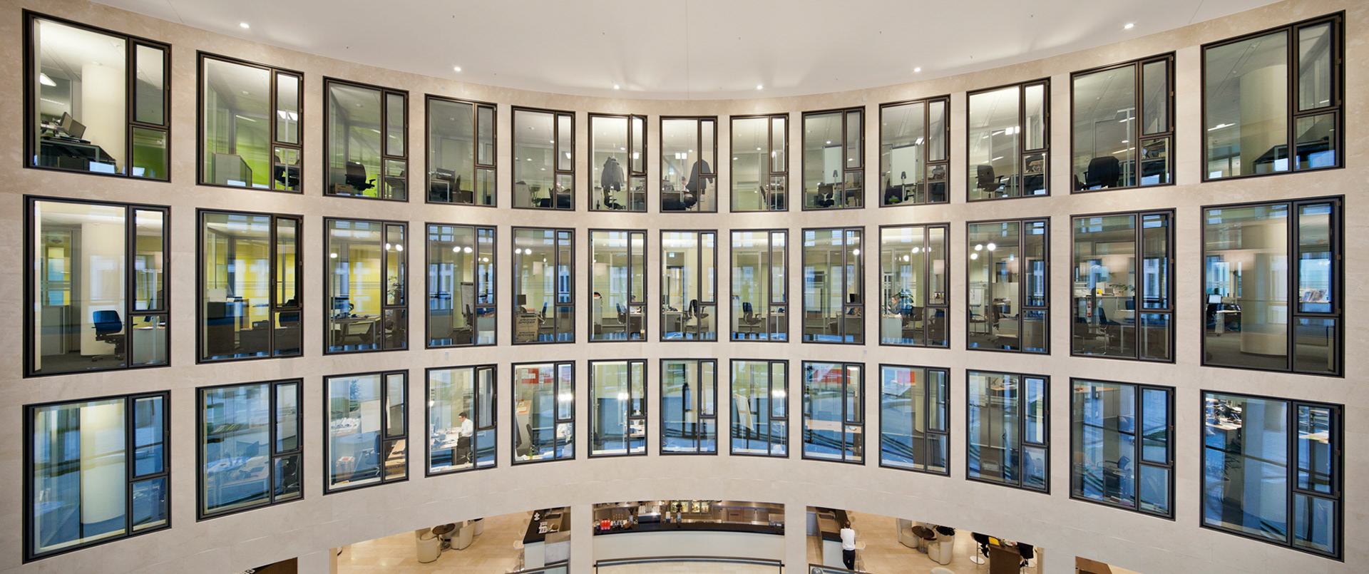 Fotodokumentation vom Bau des Tower 185 für CA Immo