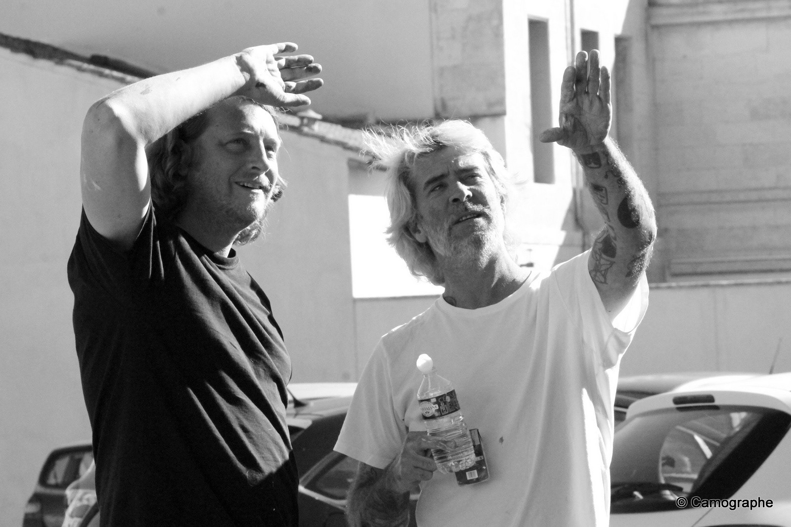 Dave Van Patten et prends-le facile apportant les dernières touches avant l'inauguration. photo : Camographe