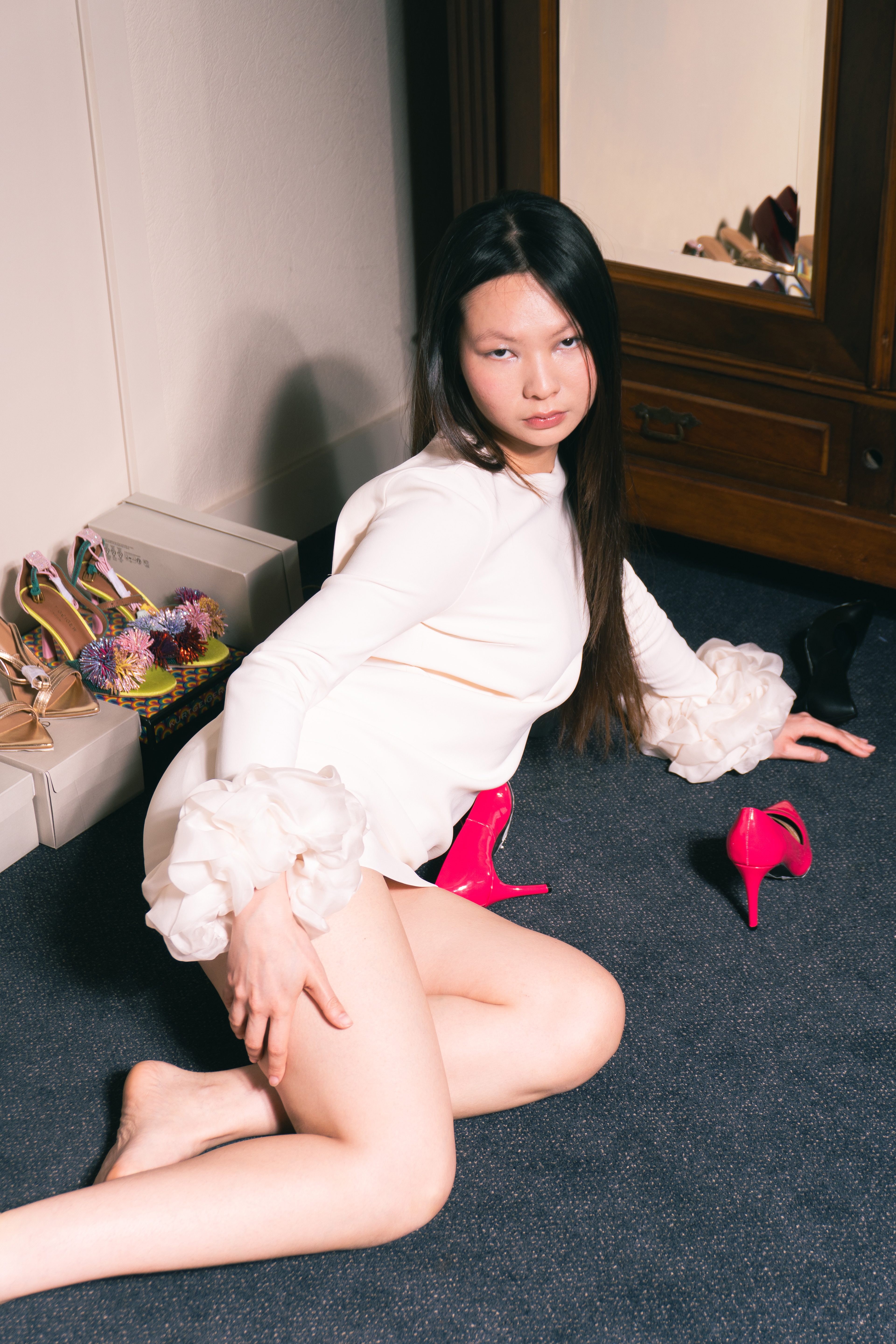 Model: Gia Cat Tuong Nguyen, CD: Kwadwo Afriyie, Stylist: Catherine Vervoort, Photographer: Bo Geerts