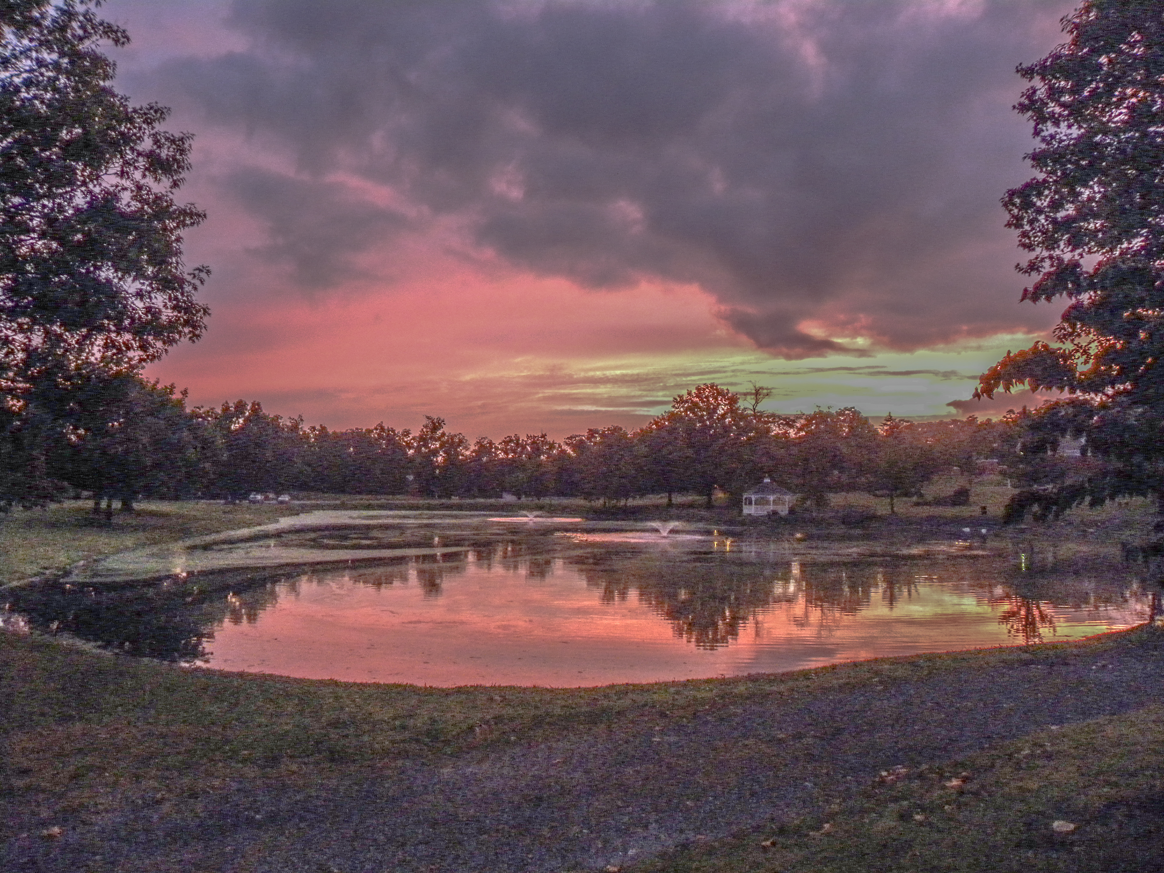 Rings Pond in Sunrise Colors