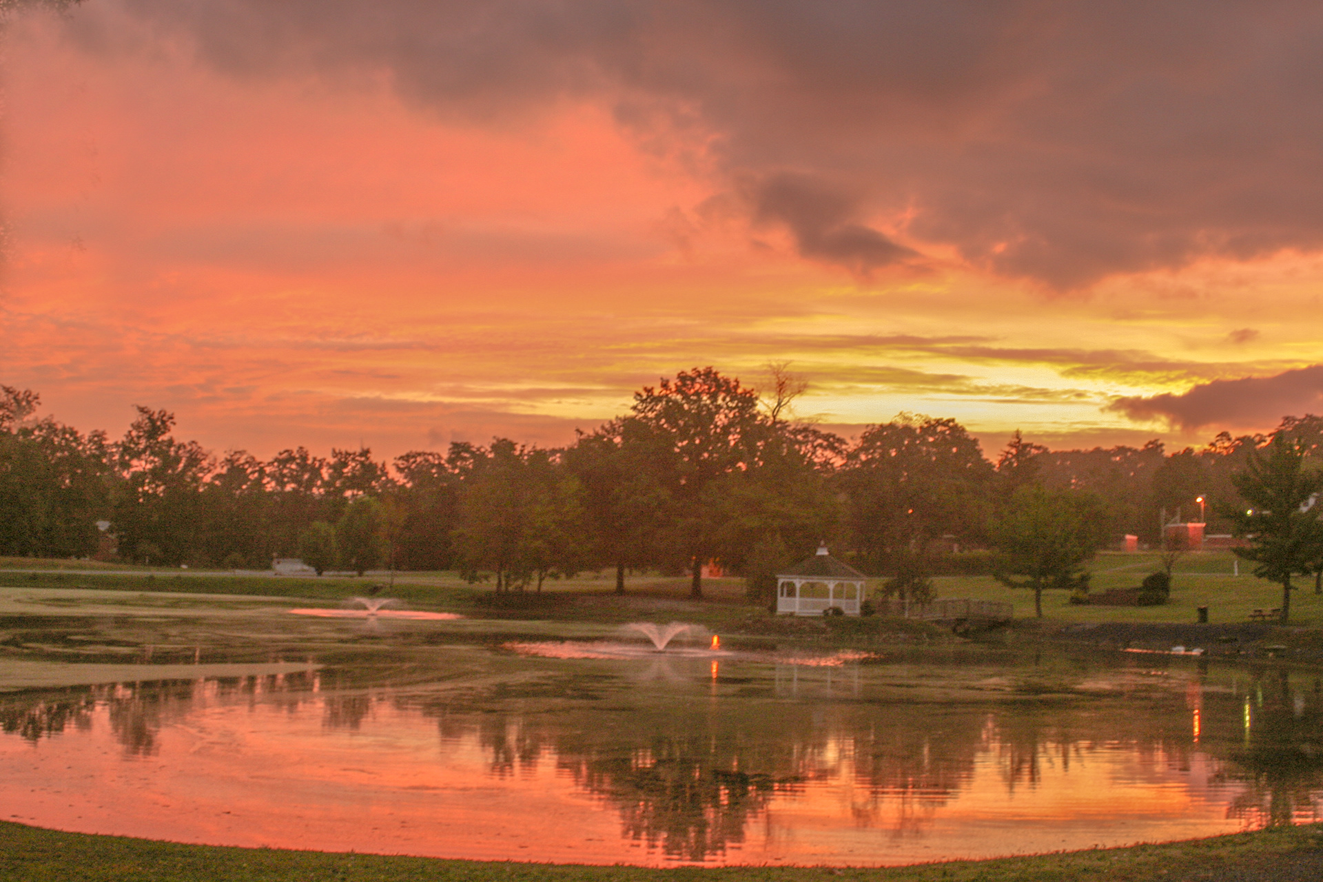 Sunrise on Rings Pond
